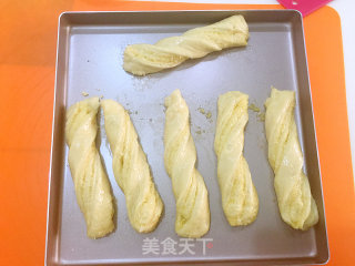 黄金椰蓉棒面包的做法步骤：17