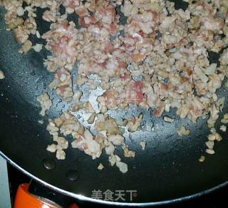 超美味黑胡椒鲜肉面包卷的做法步骤：9