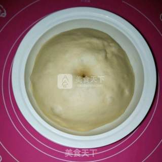 超美味黑胡椒鲜肉面包卷的做法步骤：12