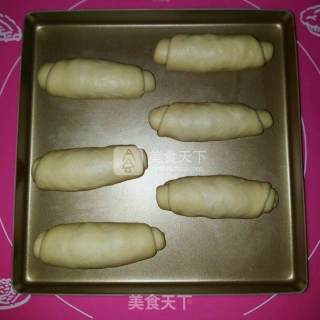 超美味黑胡椒鲜肉面包卷的做法步骤：17