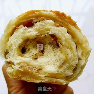 超美味黑胡椒鲜肉面包卷的做法步骤：23