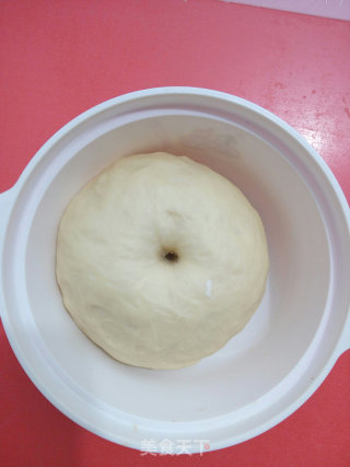 豆沙菊花面包的做法步骤：7