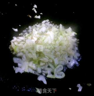 时蔬虾仁疙瘩汤的做法步骤：6