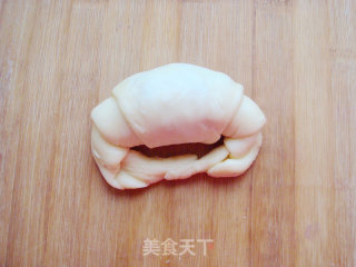 黄金肉松牛角包的做法步骤：10