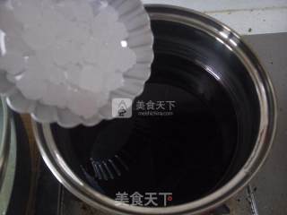 红酒烩苹果— —零失败表白神器的做法步骤：4