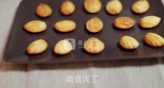 新手最爱的小甜点迷你橙香玛德琳的做法步骤：9