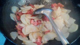 西红柿炒土豆片的做法步骤：6