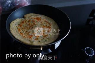 废饺子皮做的葱油饼的做法步骤：10