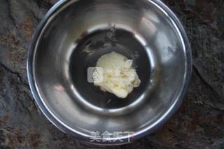 万圣节搞怪食品--不可或缺的礼物的做法步骤：1