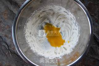 万圣节搞怪食品--不可或缺的礼物的做法步骤：3