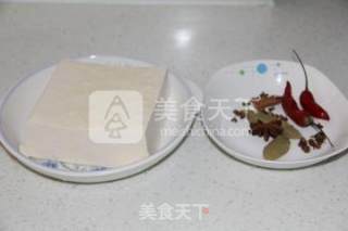 香烤豆腐的做法步骤：1