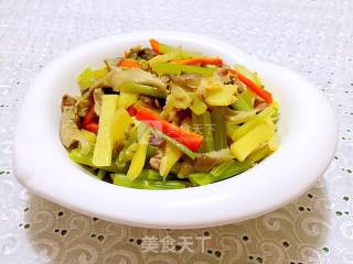 葱葱时蔬小杂炒的做法步骤：18