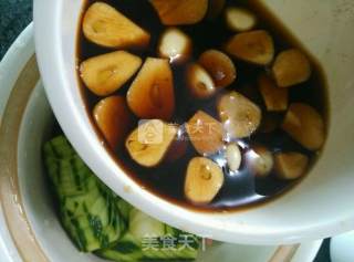嘎嘣脆的蓑衣黄瓜的做法步骤：4