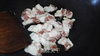 卜豆角炒五花肉的做法步骤：3