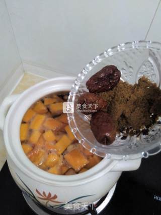 催奶神器：木瓜桃胶花生米汤的做法步骤：6