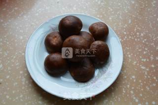 香菇烩花菜的做法步骤：2