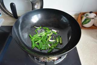香菇烩花菜的做法步骤：4