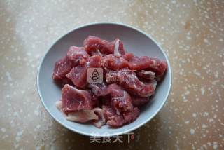 牛肉芋的做法步骤：2