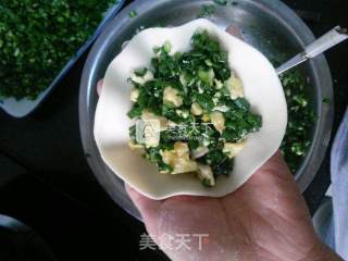 韭菜盒子的做法步骤：9