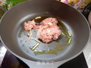 杏鲍菇炒肉丝的做法步骤：6