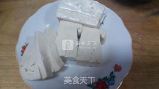 砂锅辣白菜豆腐汤的做法步骤：2