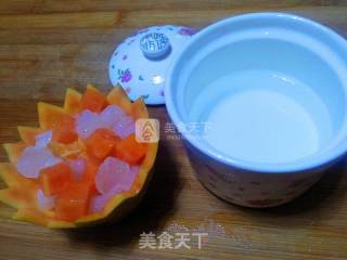 木瓜炖雪蛤的做法步骤：2