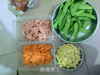 火腿炒什锦蔬的做法步骤：2