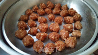 小肉丸焗饭的做法步骤：1