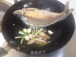 酱烧鳊鱼的做法步骤：5