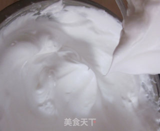 葡萄干芝麻  八寸戚风蛋糕的做法步骤：7