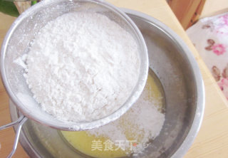 葡萄干芝麻  八寸戚风蛋糕的做法步骤：10