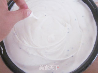 葡萄干芝麻  八寸戚风蛋糕的做法步骤：23