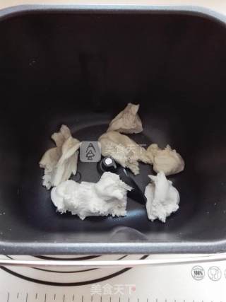 挤挤小熊面包的做法步骤：1