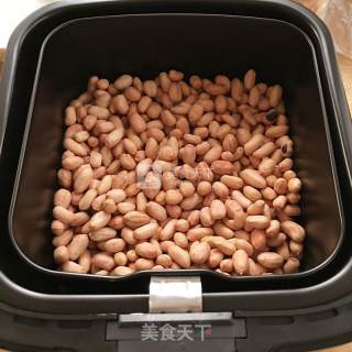 自制五香花生米的做法步骤：5