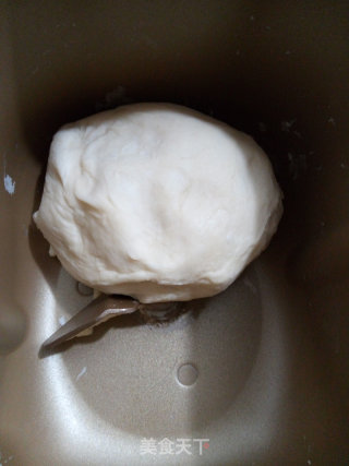 烤肠餐包的做法步骤：3