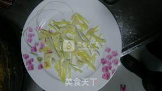 剁椒鱼头的做法步骤：2