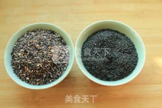 血糯米芝麻糊的做法步骤：1