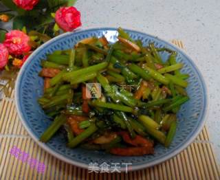 五花肉炒香芹的做法步骤：6