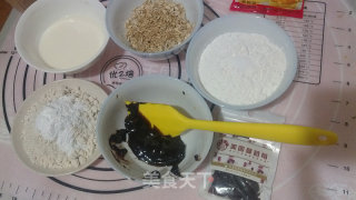 红糖蔓越莓莜面松饼的做法步骤：2