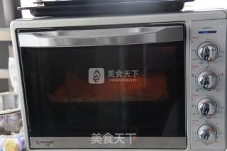 小黄人蛋糕卷的做法步骤：8