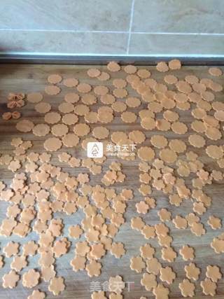 红萝卜蝴蝶面和紫甘蓝蝴蝶面的做法步骤：3