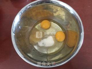翻糖杯子蛋糕的做法步骤：2