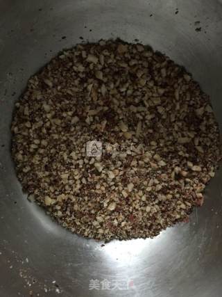 花生酥的做法步骤：1