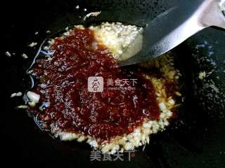 蒜蓉辣椒酱爆炒香螺的做法步骤：6
