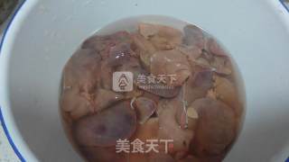 卤鸡肝的做法步骤：1