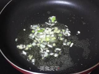 鲜菌青豆的做法步骤：2