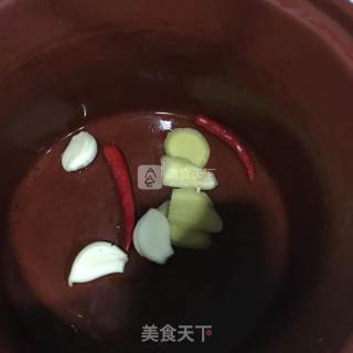 家常卤牛肉的做法步骤：1