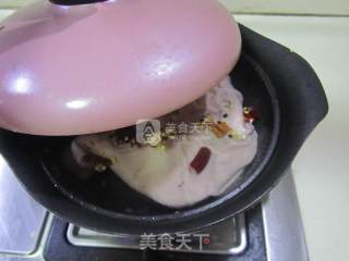 肚片木耳花生汤的做法步骤：5