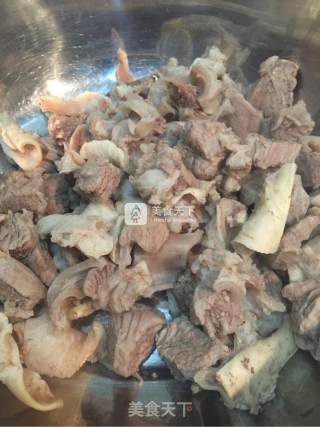烧牛肉的做法步骤：2