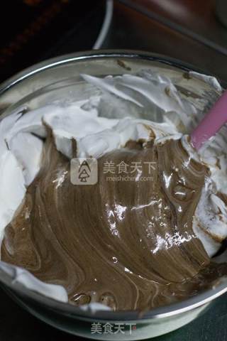 巧克力奶油蛋糕的做法步骤：7